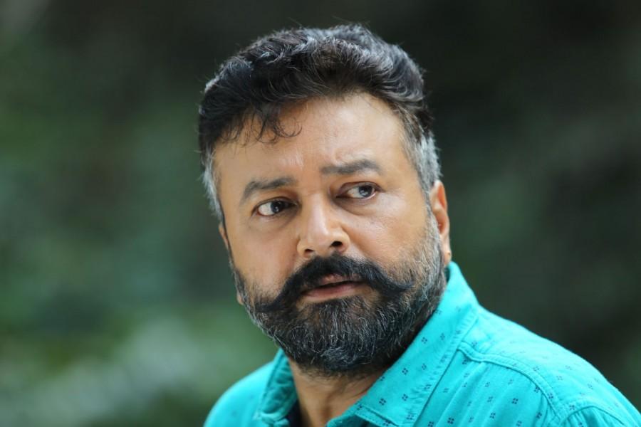 Shenbaga Kottai is an upcoming Tamil movie directed by Kannan Tamarakkulam and produced by Harshini Movies. The film stars Jayaram and Ramya Krishnan in the lead role, while Sambhath, Ompuri, Narain (Adukalam), Sheelu Ebhraham, Baby Akshara Kishor, Baby Anjaleena, Saju Navodaya, Remesh Pisharadi and Sreekumar appears in the supporting role. Jayaram,Shenbaga Kottai,Tamil movie Shenbaga Kottai,Shenbaga Kottai pics,Shenbaga Kottai images,Shenbaga Kottai photos,Shenbaga Kottai stills,Shenbaga Kottai pictures,Ramya Krishnan
