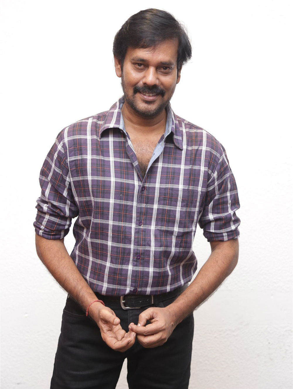 Tamil movie Kagitha Kappal Audio and Trailer Launch event held at the Madras Race Club, Guindy in Chennai. Celebs like Sivabalan (Appukutty), Vetrimaran, Dillija, Natty Nataraj, SP Muthuraman, Sivaraman and others graced the event. Kagitha Kappal,Kagitha Kappal Audio,Kagitha Kappal Trailer,Kagitha Kappal Audio Launch,Kagitha Kappal Trailer Launch,Appukutty,Sivabalan,Vetrimaran,Dillija,Natty Nataraj,SP Muthuraman,Sivaraman