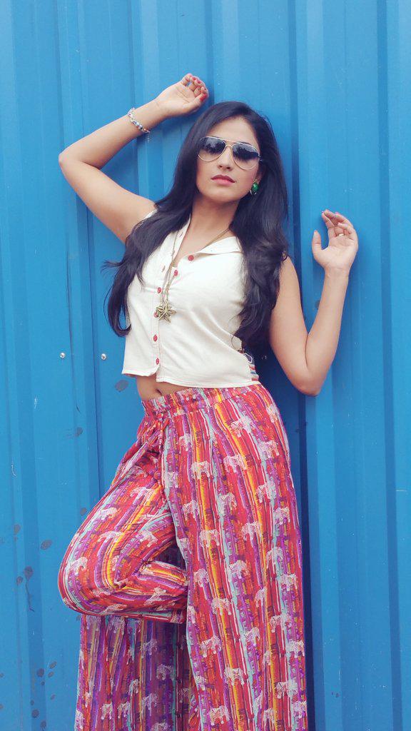 Haripriya Haripriya,actress Haripriya,Haripriya pics,Haripriya pics latest pics,south indian actress,telugu actress,actress pics
