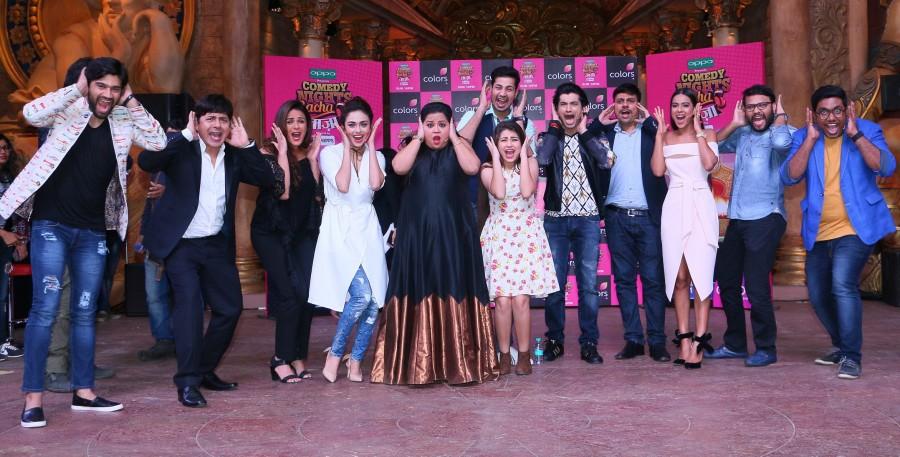 Tv actor likes Bharti Singh, Sumeet Vyas, Krushna Abhishek, Sudesh Lahiri, Aditi Bhatia, Manan Desai, Amruta Khanvilkar, Mona Singh, Ssumier Pasricha aka Pammy Aunty, Ssharad Malhotra, Nia Sharma and Balraj Sayal in Comedy Nights Bachao Taaza. Comedy Nights Bachao Taaza,Bharti Singh,Sumeet Vyas,Krushna Abhishek,Sudesh Lahiri,Aditi Bhatia,Manan Desai,Amruta Khanvilkar,Mona Singh,Ssumier Pasricha aka Pammy Aunty,Ssharad Malhotra,Nia Sharma,Balraj Sayal