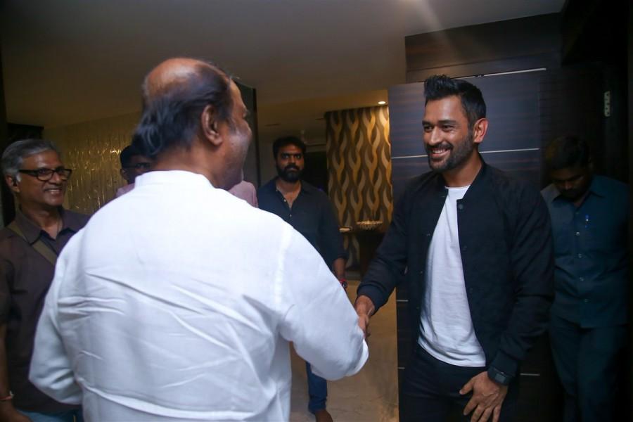 MS Dhoni and Sushant Singh Rajput meet Rajinikanth MS Dhoni,Sushant Singh Rajput,Rajinikanth,Superstar Rajinikanth,MS Dhoni meets Superstar Rajinikanth,Dhoni meets Superstar Rajinikanth,Dhoni meets Rajinikanth,Dhoni with Rajinikanth