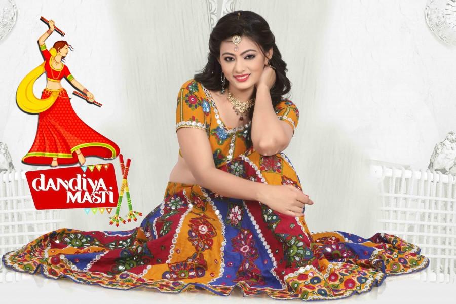 Shree Rajput and Ekta Jain are from Gujarat. They have done ads, serials and films. They got some time to shoot for Navratri as they love Dandiya and garba dance. Shree Rajput,Ekta Jain,Shree Rajput photo shoot,Ekta Jain,Celebs photo shoot,photo shoot,photo shoot for Navratri,Navratri special,Celebs photo shoot for Navratri