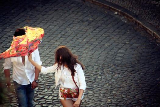 Shah Rukh Khan, Anushka Sharma and Imtiaz Ali on 'The Ring' sets in Lisbon.