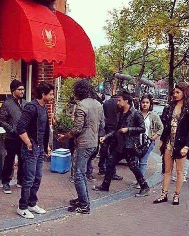 Shah Rukh Khan, Anushka Sharma and Imtiaz Ali on 'The Ring' sets in Lisbon. Shah Rukh Khan,Anushka Sharma,Shah Rukh Khan and Anushka Sharma,SRK and Anushka Sharma,SRK,The Ring,The Ring on the sets,The Ring working stills,The Ring working pics,The Ring working images,The Ring working photos,The Ring working pictures