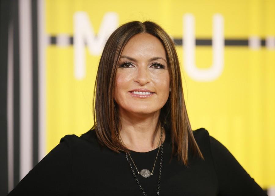 Hollywood diva Sofia Vergara topped the Forbes list of the world’s highest-paid TV actress. The list also includes Bollywood actress Priyanka Chopra, who is milking a mark in the international world with her show Quantico. Check out the slideshow of the top 10 highest paid TV actresses. Highest paid TV actresses,worlds highest paid TV actresses 2016,highest paid TV actresses 2016,Sofia Vergara,Kaley Cuoco,Mindy Kaling,Ellen Pompeo,mariska hargitay,Kerry Washington,Priyanka Chopra,priyanka chopra highest paid television actress