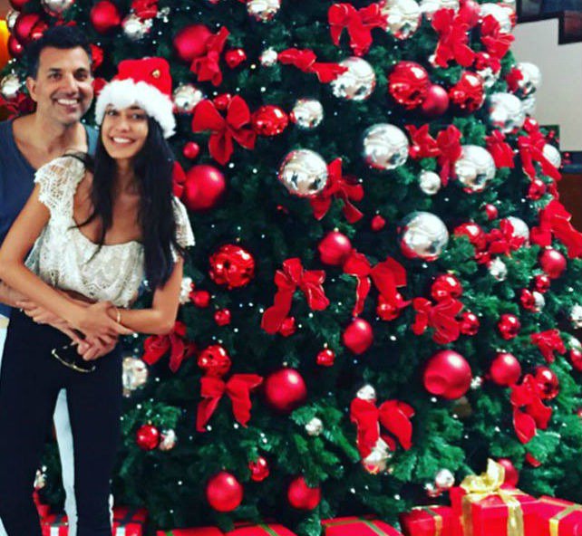 Bollywood Actress Lisa Haydon has announced that she is soon getting married. Lisa shared the news on her Instagram account On Tuesday along with a photograph with her beau. Lisa Haydon and Dino Lalvani,Lisa Haydon,Lisa Haydon wedding,Lisa Haydon marriage,Lisa Haydon weds Dino Lalvani,Dino Lalvani,Lisa Haydon announces her marriage,Lisa Haydon announces marriage,Lisa Haydon announces marriage with Dino Lalvani