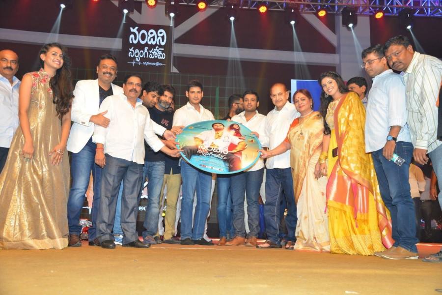 Prince Mahesh Babu at Nandini Nursing Home audio launch. Prince Mahesh Babu,Mahesh Babu,Mahesh Babu at Nandini Nursing Home audio launch,Nandini Nursing Home audio launch,Nandini Nursing Home,Nandini Nursing Home audio launch pics,Nandini Nursing Home audio launch images,Nandini Nursing Home audio launch photos