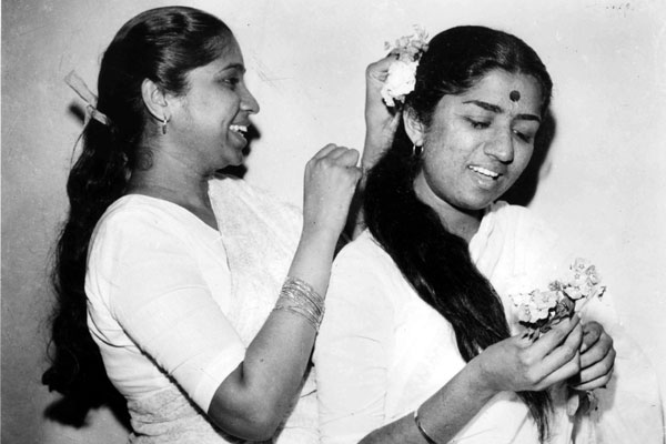 Twitter was flooded with birthday messages for the melody queen. The legendary singer and Bharat Ratna Lata Mangeshkar on September 23 appealed her fans and well-wishers to remember and donate for the brave Indian soldiers guarding our borders. Lata Mangeshkar birthday special,Lata Mangeshkar birthday,Happy birthday Lata Mangeshkar,Lata Mangeshkar rare pics,Lata Mangeshkar rare images,Lata Mangeshkar rare photos,Lata Mangeshkar rare pictures,Lata Mangeshkar unseen pics,Lata Mangeshkar unseen ima