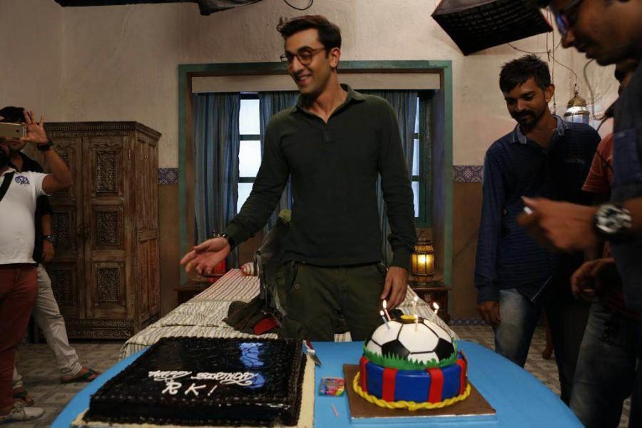 The team of Jagga Jasoos recently started shoot of their last schedule in Mumbai. It was celebration time on the sets as Ranbir Kapoor celebrated his birthday on the sets of his upcoming film in filmcity, Mumbai. Ranbir Kapoor,Ranbir Kapoor celebrates his 34th birthday,Ranbir Kapoor birthday celebrations,Ranbir Kapoor 34th birthday celebrations,Jagaa Jasoos,Ranbir Kapoor celebrates birthday on the sets of Jagaa Jasoos,bollywood movie Jagaa Jasoos,Ranbir Kapoor bir