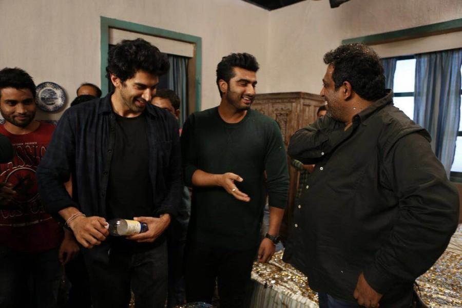 The team of Jagga Jasoos recently started shoot of their last schedule in Mumbai. It was celebration time on the sets as Ranbir Kapoor celebrated his birthday on the sets of his upcoming film in filmcity, Mumbai. Ranbir Kapoor,Ranbir Kapoor celebrates his 34th birthday,Ranbir Kapoor birthday celebrations,Ranbir Kapoor 34th birthday celebrations,Jagaa Jasoos,Ranbir Kapoor celebrates birthday on the sets of Jagaa Jasoos,bollywood movie Jagaa Jasoos,Ranbir Kapoor bir