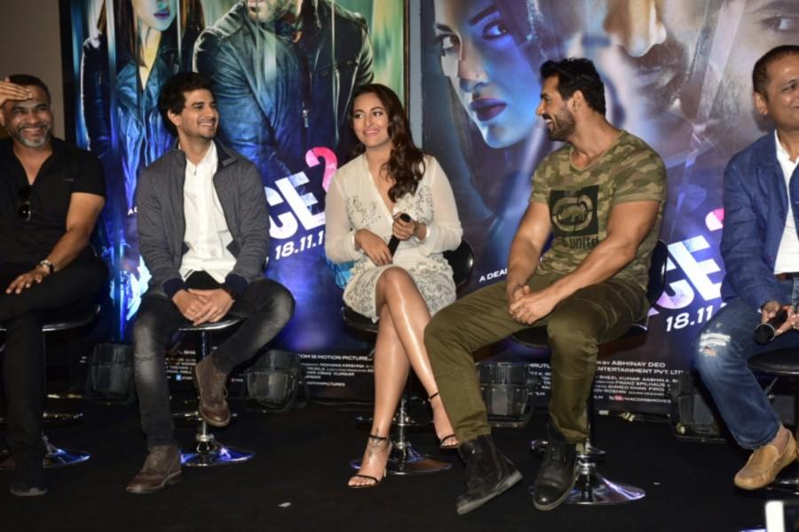 Makers of Force 2, Ajit Andhare, Vipul Amrutlal Shah, Abhinay Deo along with the starcast comprising of John Abraham, Sonakshi Sinha and Tahir Raj Bhasin presented to the audience, the power packed trailer of their film. John Abraham,Sonakshi Sinha,Force 2 trailer,Force 2 trailer launch,Force 2 trailer launch pics,Force 2 trailer launch images,Force 2 trailer launch photos,Force 2 trailer launch stills,Force 2 trailer launch pictures,Force 2,John Abraham and Sonakshi Sinh