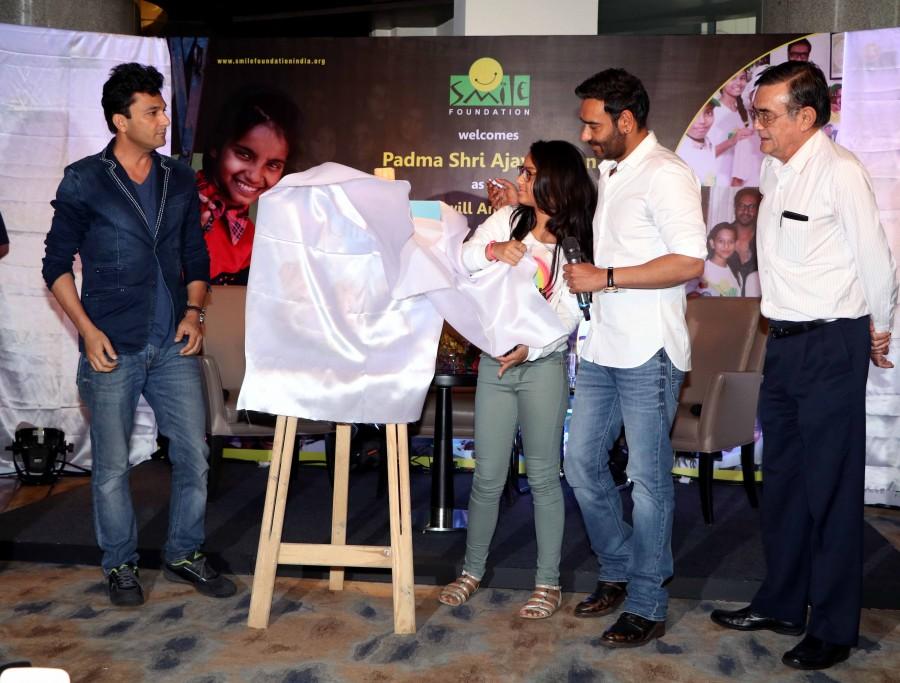 Bollywood actor Ajay Devgn joins Smile Foundation as goodwill ambassador, unveils #SheCanFly campaign with daughter Nysa. Ajay Devgn,Ajay Devgn joins Smile Foundation,Ajay Devgn as goodwill ambassador,#SheCanFly campaign,#SheCanFly,Ajay Devgn daughter Nysa,Nysa,actor Ajay Devgn