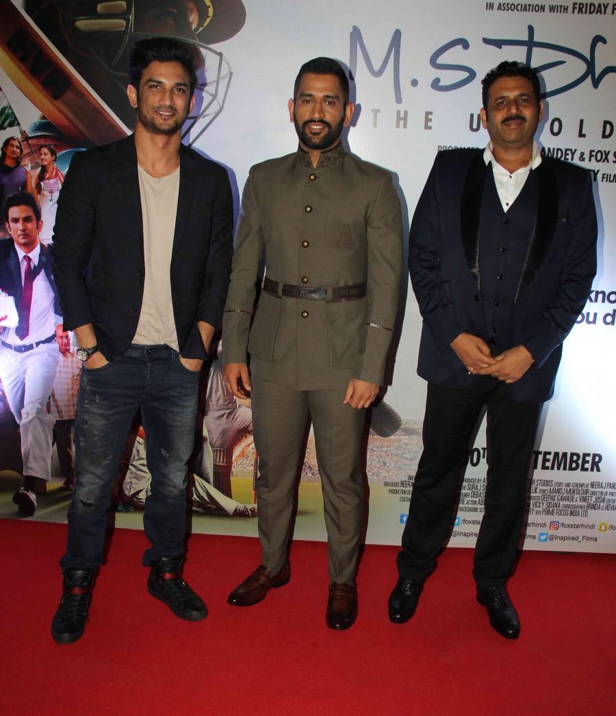 The recent screening of M.S. Dhoni: The Untold Story was a star-studded affair. Celebs like Sakshi Dhoni, Mahendra Singh Dhoni, Sapna Bhavnani, Disha Patani, Deepshika Bhagnani, Dheeraj Deshmukh, Pooja Bhagnani, Vashu Bhagnani, Manoj Tiwari, Sushant Singh Rajput, Bhushan Kumar, Divya Khosla Kumar, Kiara Advani and others graced the event. M.S. Dhoni: The Untold Story special screening,M.S. Dhoni special screening,MS Dhoni special screening,Sakshi Dhoni,Mahendra Singh Dhoni,Sapna Bhavnani,Disha Patani,Deepshika Bhagnani,Dheeraj Deshmukh,Pooja Bhagnani,Vashu Bhagnani,Manoj Tiwari,Sushant Sin