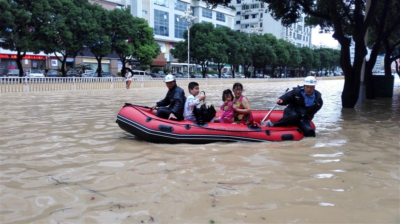 Deadly Typhoon Megi causes landslides in China after slamming into Taiwan. Tphoon Megi,Tphoon Megi strikes China,Deadly Tphoon Megi in China,Deadly Tphoon,Tphoon strikes China,Tphoon in China,China