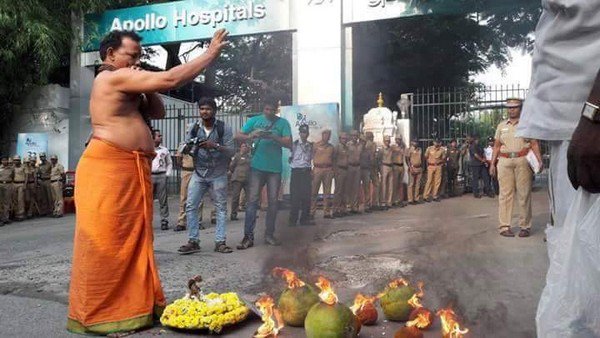 Jayalalithaa's supporters performed a special puja at Apollo Hospitals today. Jayalalithaa,Jayalalithaa health,Special Pooja for Jayalalithaa,Special Pooja for Jayalalithaa recovery,Special Pooja at Apollo Hospital,Apollo Hospital,Tamil Nadu CM Jayalalithaa,CM Jayalalithaa,special puja at Apollo Hospitals today