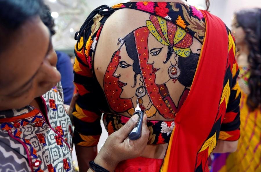 Navrati,Navrati celebrations,Navrati festival,Durga,Durga Puja,Navrati celebration,Navrati celebration pics,Navrati celebration images,Navrati celebration photos,Navrati celebration stills,Navrati celebration pictures