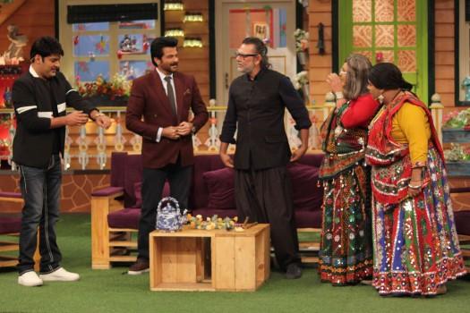 Anil Kapoor with Harshvardhan Kapoor, Saiyami Kher and Om Praksh Mehra promote Mirzya at Kapil Sharma's show.