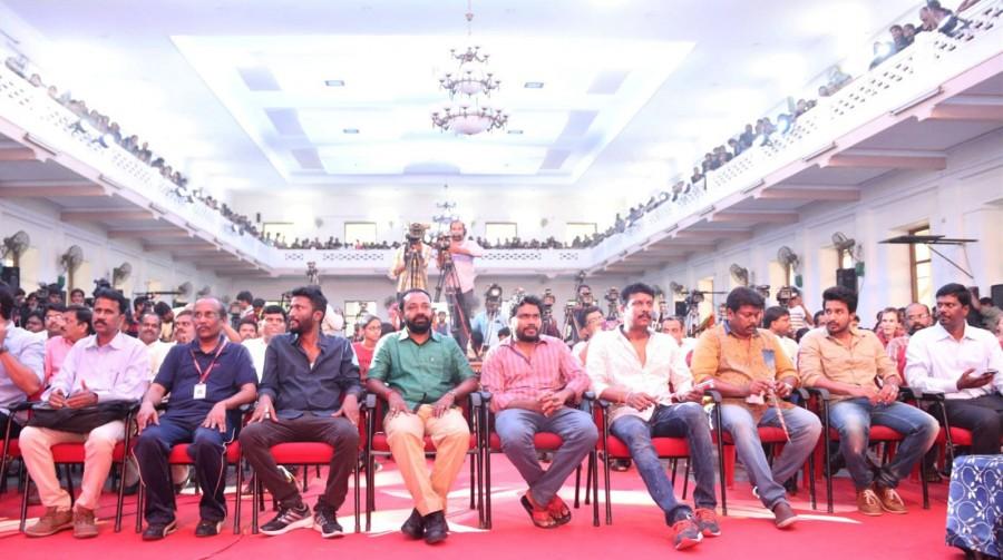 Tamil movie Maaveeran Kittu Teaser launched in Chennai. Celebs like Vishnu Vishal, R. Parthiban, Sri Divya, Pa Ranjith, Harish Uthaman, Kasi Viswanathan, Icewear Chandrasamy, Suseenthiran, Rajeevan, D.N.Thai Saravanan, Samuthirakani and others graced the event. Maaveeran Kittu Teaser Launch,Maaveeran Kittu Teaser,Vishnu Vishal,R. Parthiban,Sri Divya,Pa Ranjith,Harish Uthaman,Kasi Viswanathan,Icewear Chandrasamy,Suseenthiran,Rajeevan,D.N.Thai Saravanan,Samuthirakani,Maaveeran Kittu Teaser Launch pics,Maaveeran Ki
