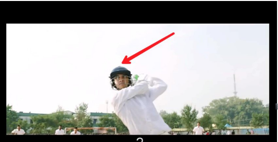 Funny Mistakes in M.S. Dhoni: The Untold Story movie. Did you notice them?