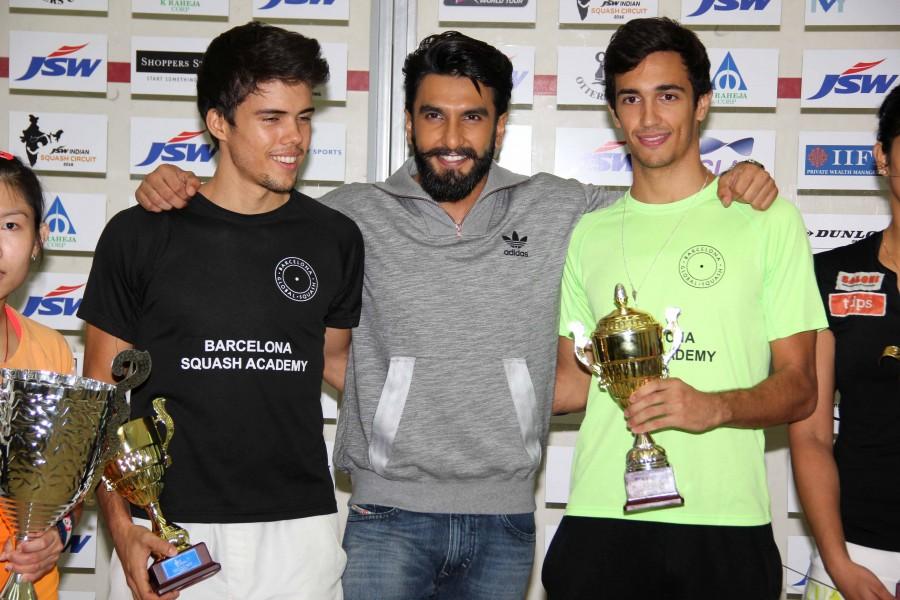Bollywood actor Ranveer Singh graces JSW Squash Circuit 2016 championship finale. Ranveer Singh,Ranveer Singh at JSW Squash Circuit 2016 championship finale,JSW Squash Circuit 2016 championship finale,JSW Squash Circuit finale,JSW Squash Circuit,actor Ranveer Singh,Ranveer Singh pics,Ranveer Singh images,Ranveer Singh stills,Ranveer Si