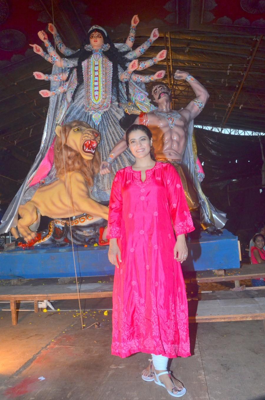 Bollywood actress Kajol attends Durga Puja in North Bombay. Kajol,Kajol attends Durga Puja,Durga Puja,Durga Puja in Bombay,Durga Puja celebrations,Samrat Mukherje,Aneel Murarka,Sumona chakraborty,Durga Puja Samiti,Maa Durga