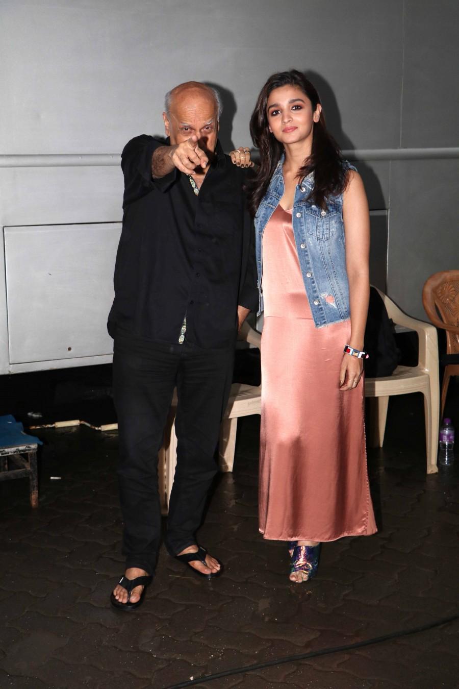 Photos of Mahesh Bhatt and Alia Bhatt on sets of Vogue BFFs. Mahesh Bhatt and Alia Bhatt,Mahesh Bhatt,Alia Bhatt,Vogue BFFs,Vogue BFFs on the sets,Alia Bhatt pics,Alia Bhatt images,Alia Bhatt stills,Alia Bhatt pictures