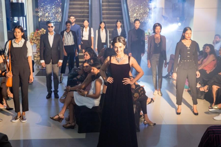Bollywood actress Taapsee Pannu graces 'Phoenix Autumn Winter Fashion Show 2016'. Taapsee Pannu,Taapsee Pannu at Phoenix Autumn Winter Fashion Show 2016,Autumn Winter Fashion Show 2016,Autumn Winter Fashion Show,Fashion Show,Fashion Show 2016,Winter Fashion Show,actress Taapsee Pannu,Taapsee Pannu pics,Taapsee Pannu images,Taapsee Pann