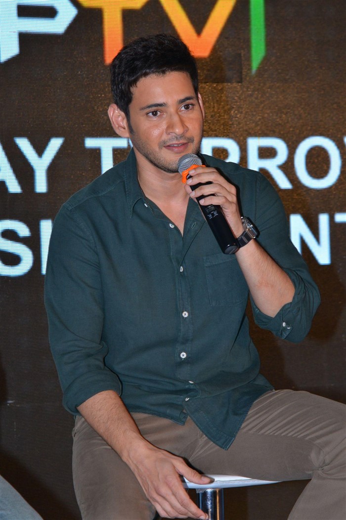 Yupp TV announced actor Mahesh Babu as The 'Brand Ambassador'. South Indian Actor Mahesh Babu, Founder and CEO of YuppTV, Uday Reddy and others attended the brand event which held in Hyderabad. YuppTV Brand Ambassador,YuppTV,Mahesh Babu,actor Mahesh Babu,Mahesh Babu as YuppTV Brand Ambassador,Mahesh Babu latest pics,Mahesh Babu latest images,Mahesh Babu latest photos,Mahesh Babu latest stills,Mahesh Babu latest pictures,Mahesh Babu pics,Mahesh B