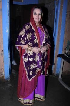 Shabana Azmi, Ashmit Patel on the set of zee new show 