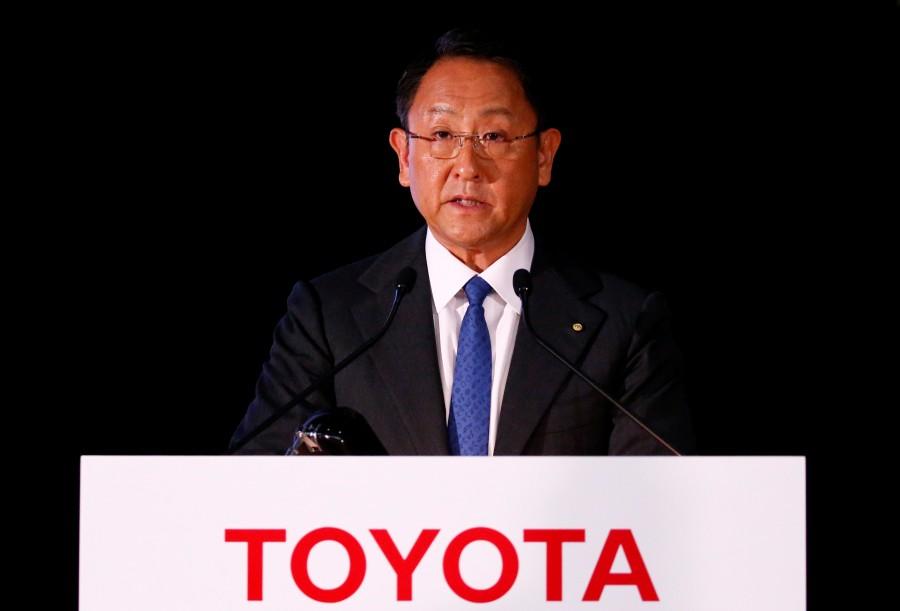 5 Toyota: Japanese automotive-maker Toyota is the other automobile company that is part of the top 10 brands list. Valued at US $53,580, Toyota employs more than 400,000 people around the world. Despite the recalls issued and the controversies, Toyota is still a brand to reckon with. Top 10 brands in the world,brands in the world,Apple,Tim Cook,Google,Sundar Pichai,Coca-Cola,Muhtar Kent,Microsoft,Satya Nadella,Toyota,Akio Toyoda,IBM,Ginni Rometty,Samsung,Amazon,Mercedes-Benz,GE