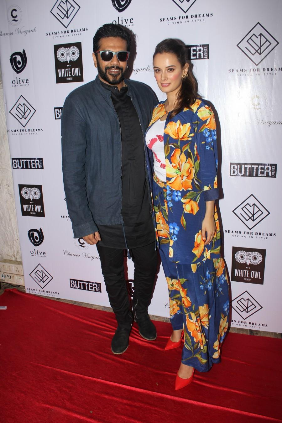 Photos of Bollywood actress Evelyn Sharma host 3rd garage sale of seams for dreams at olive bar bandra. Evelyn Sharma,actress Evelyn Sharma,3rd garage sale,Evelyn Sharma pics,Evelyn Sharma images,Evelyn Sharma stills,Evelyn Sharma pictures,Evelyn Sharma lastest pics,Evelyn Sharma latest images,Evelyn Sharma latest pictures