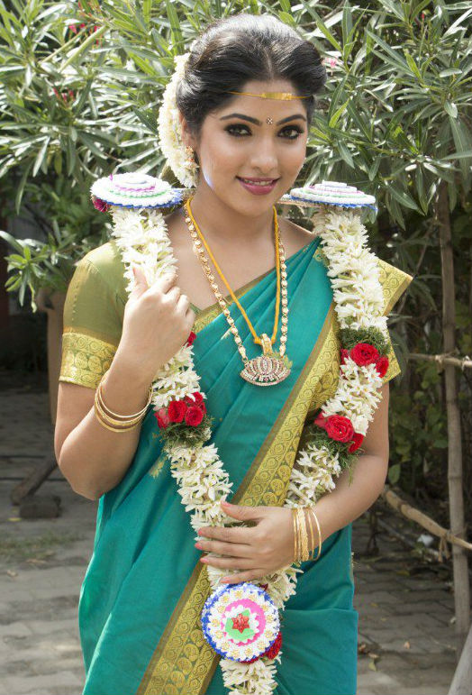 Paambu Sattai is an upcoming Tamil movie directed by Adam Dasan and produced by R. Sarathkumar, Raadhika Sarathkumar, Listin Stephen and Manobala. The film stars Bobby Simha and Keerthy Suresh in the lead role, while Rajendran and Somasundaram appears in the supporting role. Paambu Sattai Movie Stills,Paambu Sattai,Bobby Simha,Keerthy Suresh,Bobby Simha and Keerthy Suresh,Paambu Sattai Movie pics,Paambu Sattai Movie images,Paambu Sattai Movie photos,Paambu Sattai Movie pictures,Paambu Sattai Stills,Paambu Sattai pics,Paambu S