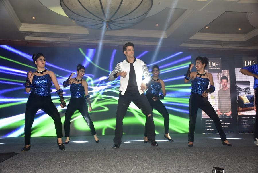 As an interior enthusiasts and Brand ambassador of Dctex Furnishings along with Nimish Arora (Managing Director), the actor launched their new digital home application for their retailers and distributors which will help redefine the home furnishing business in India and abroad. Hrithik Roshan,Hrithik Roshan unveils Digital Home application,actor Hrithik Roshan,Hrithik Roshan pics,Hrithik Roshan images,Hrithik Roshan stills,Hrithik Roshan pictures,Hrithik Roshan latest pics,Hrithik Roshan latest images,Hrithik Roshan latest photo