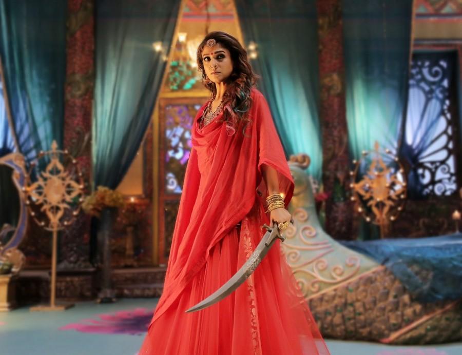 South Indian Actress Nayanthara's First Look in Kashmora revealed. The film, directed by Gokul, also stars Karthi and Sri Divya. The makers are planning to release the teaser in the second week of September, while the film is set to hit the screens this Diwali. Nayanthara,Nayanthara’s look in Kaashmora revealed,Nayanthara’s look in Kaashmora,Nayanthara look in Kaashmora,Nayanthara in Kaashmora,Kaashmora,Kaashmora pics,Kaashmora images,Kaashmora photos,Kaashmora stills,Kaashmora pictures