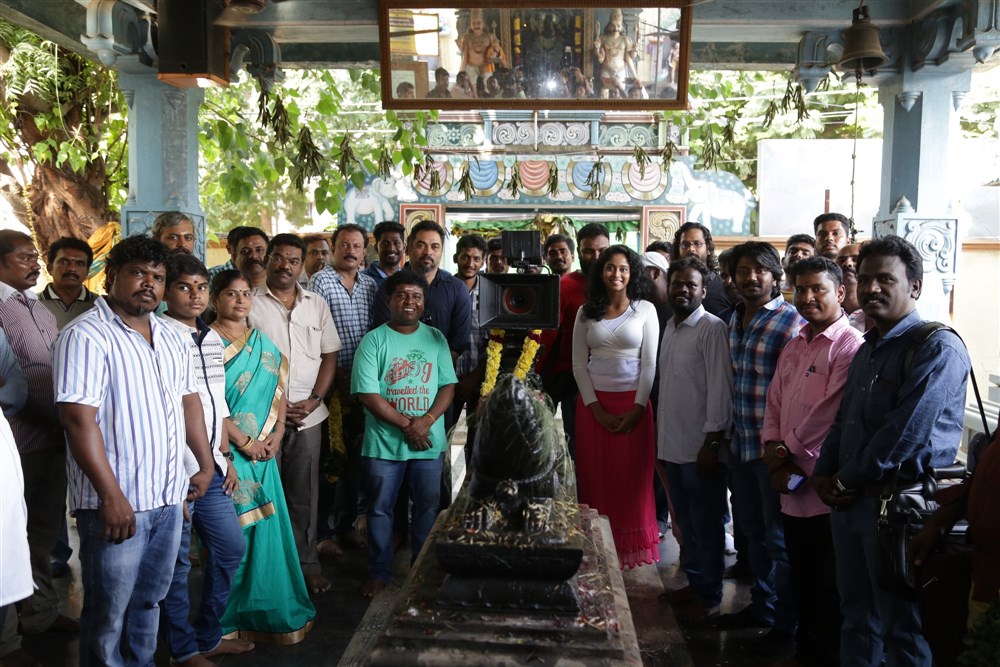 Tamil movie Koottali Movie launched in Chennai. Celebs like Appukutty, Kalaiyarasan, Krisha Kurup, Sathish, Aruldoss, Kalayan Master, UB Maheswaran (Uday Mahesh), SK Madhi, Anburaj, S. Sureshbabu, P. Perumalsamy, Prashanth Tamilmani, Britto Michael, R Krishnapandian, Suresh Natarajan, M Prabhakaran and others graced the event. Koottali Movie launch,Koottali Movie launch pics,Koottali Movie launch images,Koottali Movie launch photos,Koottali Movie launch stills,Koottali Movie launch pictures,Appukutty,Kalaiyarasan,Krisha Kurup,Sathish,Aruldoss,Kalayan Master,UB Maheswaran (Uday