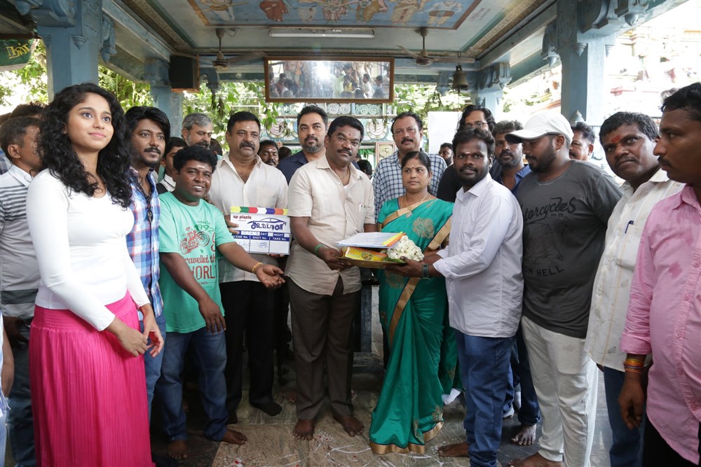Tamil movie Koottali Movie launched in Chennai. Celebs like Appukutty, Kalaiyarasan, Krisha Kurup, Sathish, Aruldoss, Kalayan Master, UB Maheswaran (Uday Mahesh), SK Madhi, Anburaj, S. Sureshbabu, P. Perumalsamy, Prashanth Tamilmani, Britto Michael, R Krishnapandian, Suresh Natarajan, M Prabhakaran and others graced the event. Koottali Movie launch,Koottali Movie launch pics,Koottali Movie launch images,Koottali Movie launch photos,Koottali Movie launch stills,Koottali Movie launch pictures,Appukutty,Kalaiyarasan,Krisha Kurup,Sathish,Aruldoss,Kalayan Master,UB Maheswaran (Uday