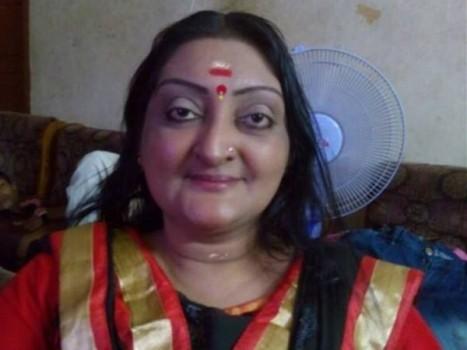 Ailing former Malayalam actress Sreelatha Menon, suffering from a rare bone disease for long, passed away here on Friday night, her family said.