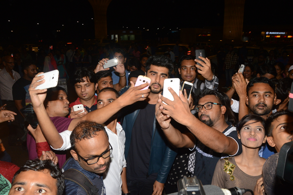 Photos of Bollywood actor Arjun Kapoor leaves to Ladhak for a Magazine shoot. Arjun Kapoor,Arjun Kapoor leaves to Ladhak,Arjun Kapoor Magiazine shoot,Arjun Kapoor pics,Arjun Kapoor images,Arjun Kapoor photos,Arjun Kapoor stills,Arjun Kapoor pictures,Arjun Kapoor latest pics,Arjun Kapoor latest images,Arjun Kapoor latest photos,Arju