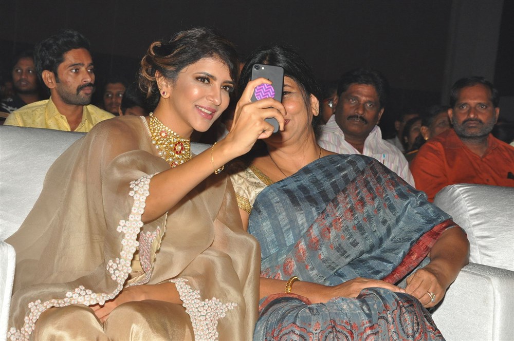 Telugu movie Lakshmi Bomb Audio Launch event held at Hyderabad. Celebs like Manchu Lakshmi Prasanna, Mohan Babu, Nirmala Devi, Manchu Manoj, Manchu Vishnu, Gunapati Suresh Reddy, Jhansi Laxmi, Dasari Narayana Rao, Hema With Daughter Isha, C Kalyan, KL Damodar Prasad, Rahul Ravindran and others graced the event. Lakshmi Bomb audio launch,Lakshmi Bomb audio,Lakshmi Bomb music launch,Lakshmi Bomb music,Manchu Lakshmi Prasanna,Mohan Babu,Nirmala Devi,Manchu Manoj,Manchu Vishnu,Gunapati Suresh Reddy,Jhansi Laxmi,Dasari Narayana Rao,Hema,C Kalyan,KL Damodar Prasad,Rah