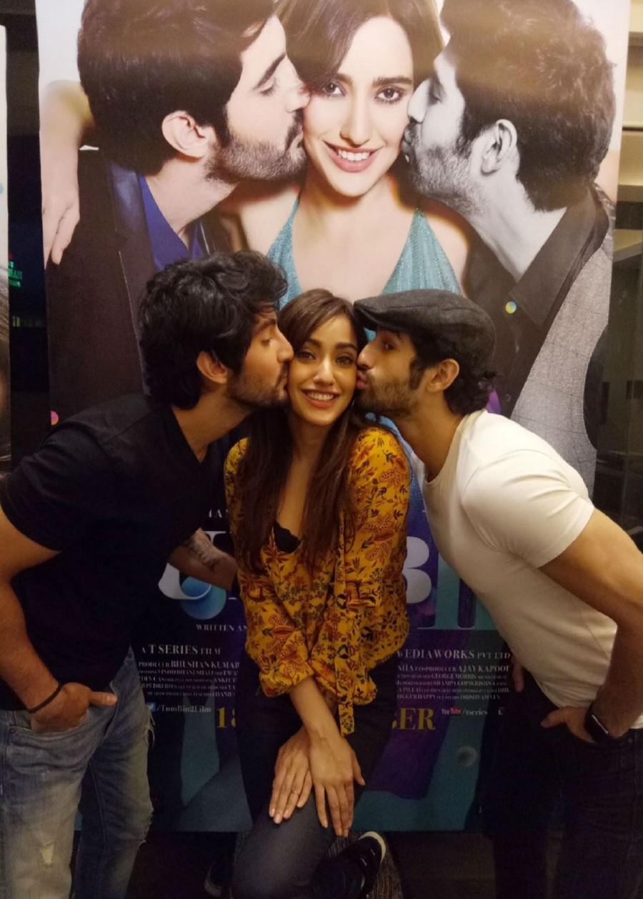 Shot in landscapes of Scotland, "Tum Bin 2" is also the reunion of producer Bhushan Kumar and Sinha after a gap of 15 years. The film marks Sinha's return to direction after four years. Tum Bin,Remo D'Souza,Anubhav Sinha,Remo D'Souza and Anubhav Sinha,Remo D'Souza and Anubhav Sinha reunite,Priyanshu Chatterjee,Sandali Sinha,Himanshu Malik and Raqesh Vashisth,Neha Sharma,Aditya Seal,Aashim Gulati