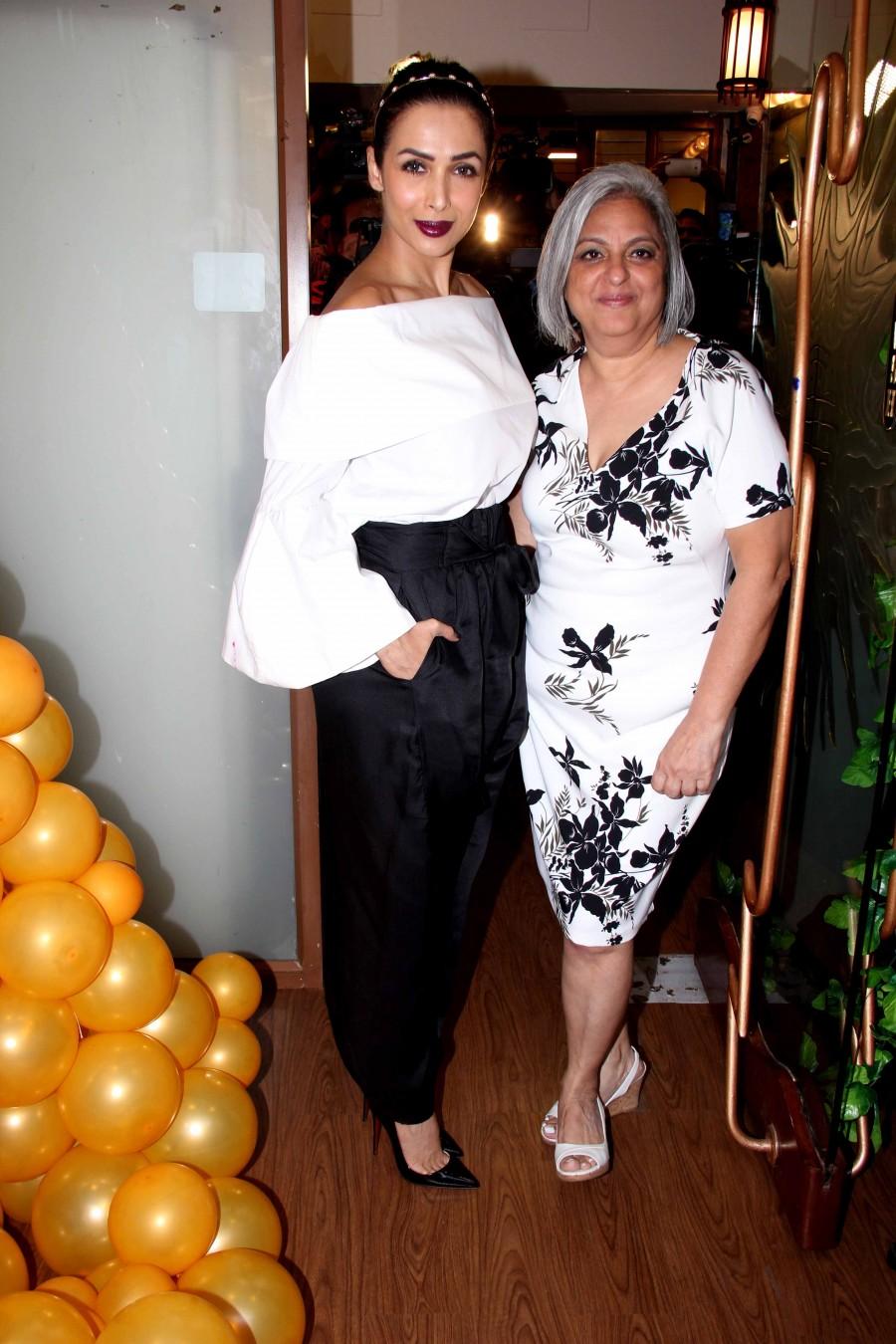 Photos of Bollywood actress Malaika Arora inaugurates Patisserie A Saluti Shop in Mumbai. Malaika Arora,actress Malaika Arora,Malaika Arora inaugurates Patisserie A Saluti Shop,Malaika Arora pics,Malaika Arora images,Malaika Arora photos,Malaika Arora stills,Malaika Arora pictures