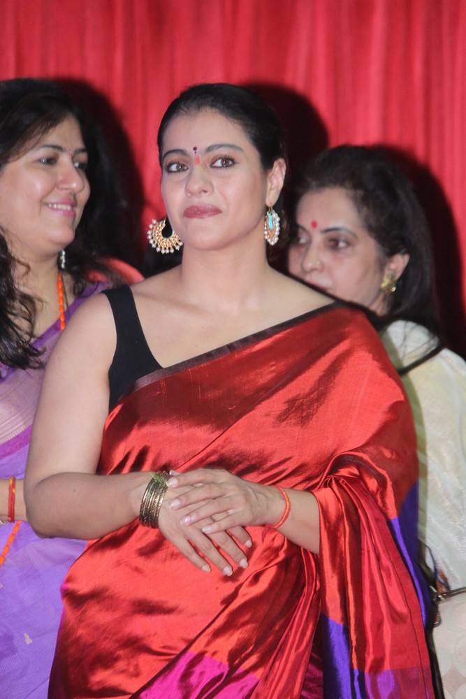 Bollywood celebs like Kajol and Ranbir Kapoor are celebrating Durga Ashtami with family and friends. The Tamasha actor greeted all his fans and was all smiles for the shutterbugs. Kajol,Ranbir Kapoor,Durga Ashtami,Durga Ashtami celebrations,Celebs celebrates Durga Ashtami,Durga Ashtami celebration pics,Durga Ashtami celebration images,Durga Ashtami celebration photos,Durga Ashtami celebration stills,Durga Ashtami celebration pictur