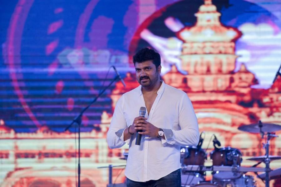 Sandalwood celebs like Darshan, Srujan Lokesh, Aditya, Hariprriya, Bhavana Rao, Diganth, VJ Anushree, Sruthi Hariharan, Harshika Poonacha at Yuva Dasara celebration in Mysore. Darshan,Srujan Lokesh,Aditya,Hariprriya,Yuva Dasara,Yuva Dasara celebration,Darshan at Yuva Dasara celebration,Srujan Lokesh at Yuva Dasara celebration,Aditya at Yuva Dasara celebration,Hariprriya at Yuva Dasara celebration,Yuva Dasara celebration pics