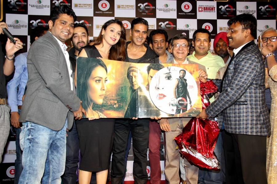 Photos of Bollywood movie '30 Minutes' trailer and music launch. Celebs like Akshay Kumar, Harmeet Singh, Manmeet Singh, Hiten Paintal, Paintal, Mitasha Paintal, Hrishita Bhatt, Divya Khosla Kumar, Bhushan Kumar, Hrishita Bhatt, Hemant Pandey and others graced the event. Akshay Kumar,30 Minutes trailer,30 Minutes trailer launch,30 Minutes trailer pics,30 Minutes trailer images,30 Minutes trailer photos,30 Minutes music,30 Minutes music launch,30 Minutes audio,Harmeet Singh,Manmeet Singh,Hiten Paintal,Paintal,Mitasha Paint