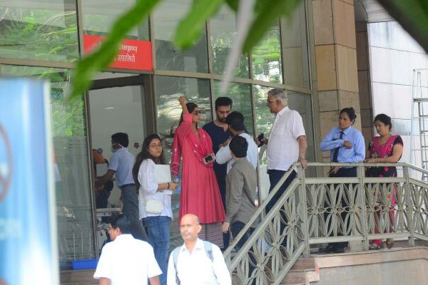 Shilpa Shetty's father Surendra breathed his last on Tuesday morning at his Versova residence following a cardiac arrest, a source close to the actress said. Shilpa Shetty,Shilpa Shetty father Surendra Shetty,Surendra Shetty passes away,Surendra Shetty,Surendra Shetty dead,Surendra Shetty death,Surendra Shetty cardiac arrest