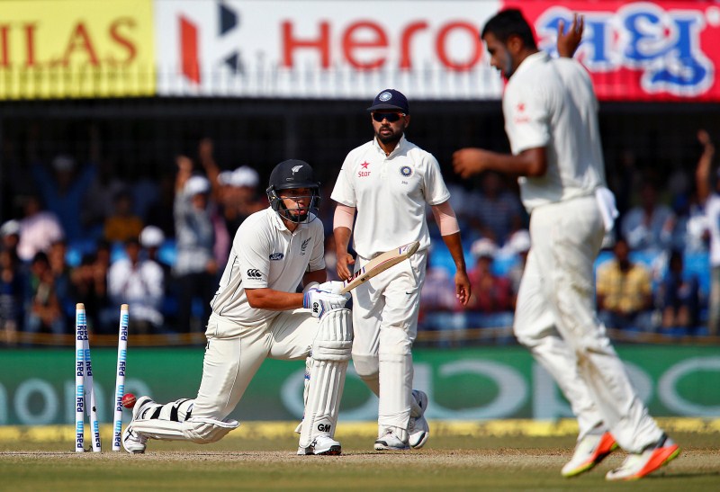 The entire New Zealand second innings were wrapped up virtually in one session. India vs New Zealand,India vs New Zealand Test series,India beats New Zealand,Holkar Cricket Stadium,whitewash,Gautam Gambhir,Cheteshwar Pujara,Ravichandran Ashwin,Ashwin,India beats New Zealand by 321 runs,India whitewash New Zealand