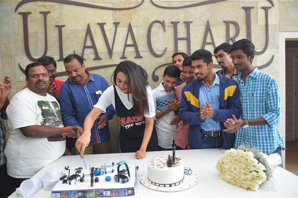 Photos of South Indian Actress Rakul Preet Singh Birthday Celebration. Rakul Preet Singh,Rakul Preet,Rakul Preet Singh Birthday Celebration,Rakul Preet Singh Birthday,Rakul Preet Singh Birthday Celebration Pictures,Rakul Preet Singh Birthday Celebration pics,Rakul Preet Singh Birthday Celebration images,Rakul Preet Singh Bir