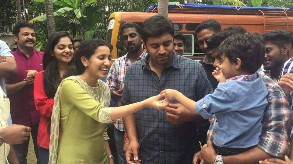 Nivin Pauly, an actor from Mollywood who is the heart throb of south Indian ladies celebrates his 32nd Birthday on Njandukalude Nattil Oridavela sets. Nivin Pauly,Nivin Pauly birthday celebrations,Nivin Pauly birthday celebration pics,Nivin Pauly birthday celebration images,Nivin Pauly birthday celebration photos,Nivin Pauly birthday celebration stills,Nivin Pauly birthday celebration pictures,Njandukal