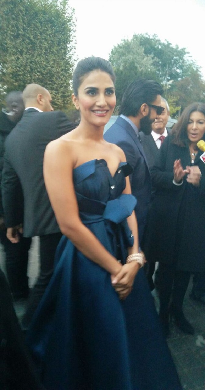 Ranveer Singh, Vaani Kapoor at the trailer launch of 'Befikre' in Paris. "Befikre", set to release on December 9, captures the Parisian spirit of freedom and impulsive living. Ranveer Singh,Vaani Kapoor,Befikre,Befikre Trailer,Befikre Trailer Launch,Befikre Trailer Launch pics,Befikre Trailer Launch images,befikre trailer launch in Eiffel Tower,Befikre Trailer Launch stills,Befikre Trailer Launch pictures