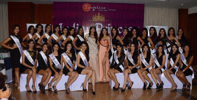 The ladies are ready in full style to fight it out amongst themselves for the coveted title of Indian Princess 2016. It is a tough fight as the best faces have been chosen for the latest edition of Indian Princess, a concept by Sunil Rane.